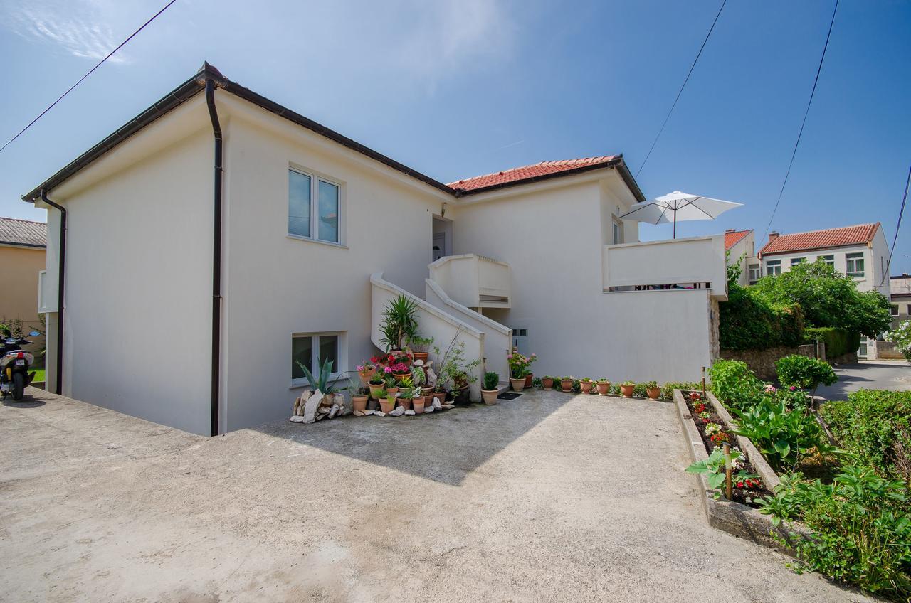 Apartments Toni Banjol Exterior photo